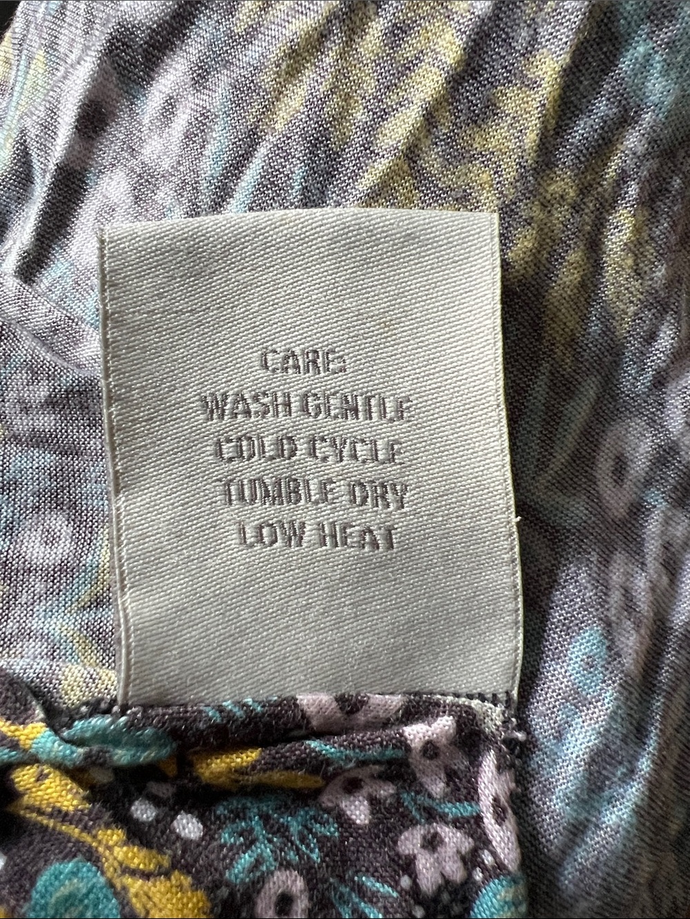 Solly x Rifle Paper Wrap - RARE! - Picture 3 of 5